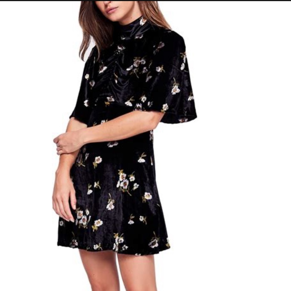 Free People Black Floral print Velvet dress